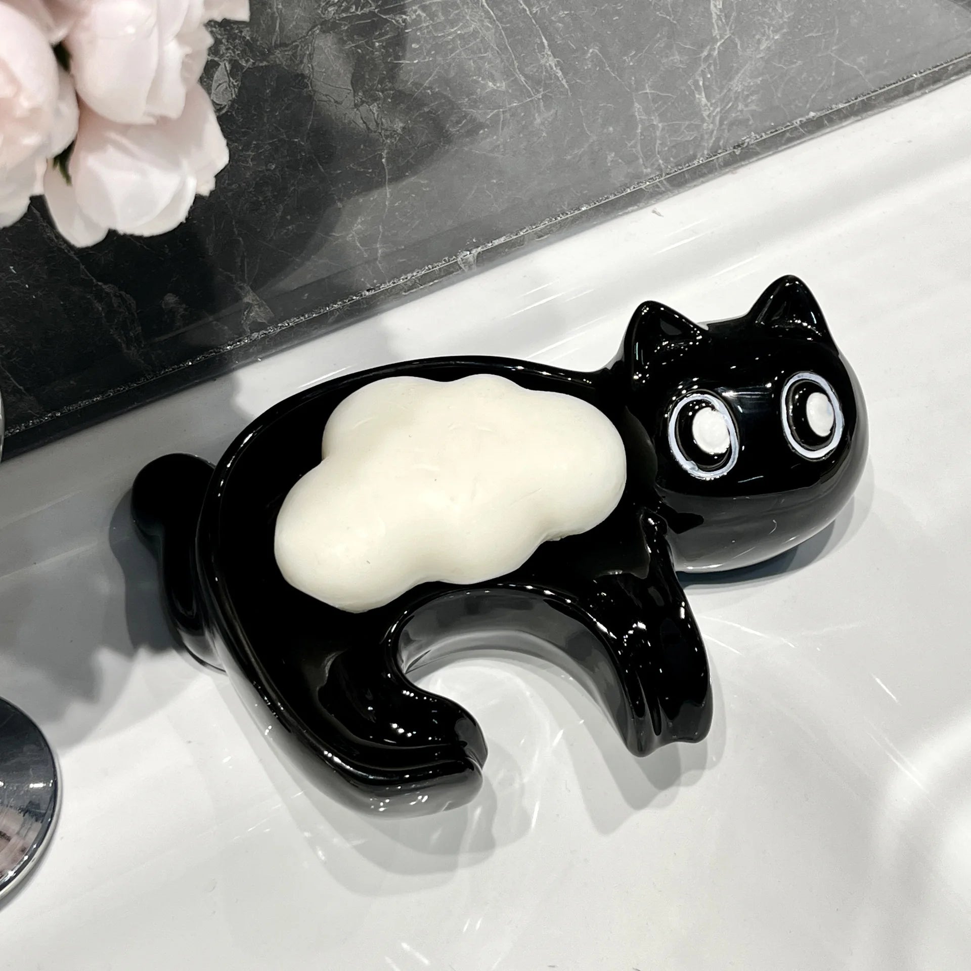 Cute Cat Drain Soap Holder Container Smooth Ceramic Toilet Soap Dish Case Tray Washroom Tools Bathroom Accessories Home Decor