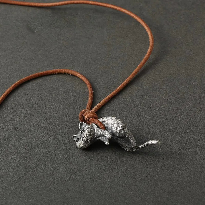 Fashion Cartoon Cat Necklaces for Men and Women Retro Cute Animal Copper Pendant Sweater Chain Gothic Girl Jewelry Accessories