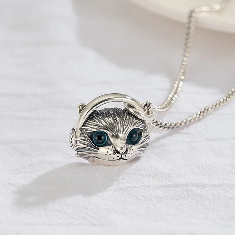 Fashion Cat Wearing Earphones Pendant Necklaces For Men and Women Retro Hip Hop Sweater Chain Goth Jewelry Punk Accessories Gift