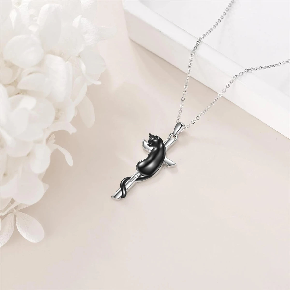 Exquisite Cool Black Cat Cross Pendant Men's and Women's Necklace Stainless Steel Chain Perfect Anniversary Party Gift Jewelry