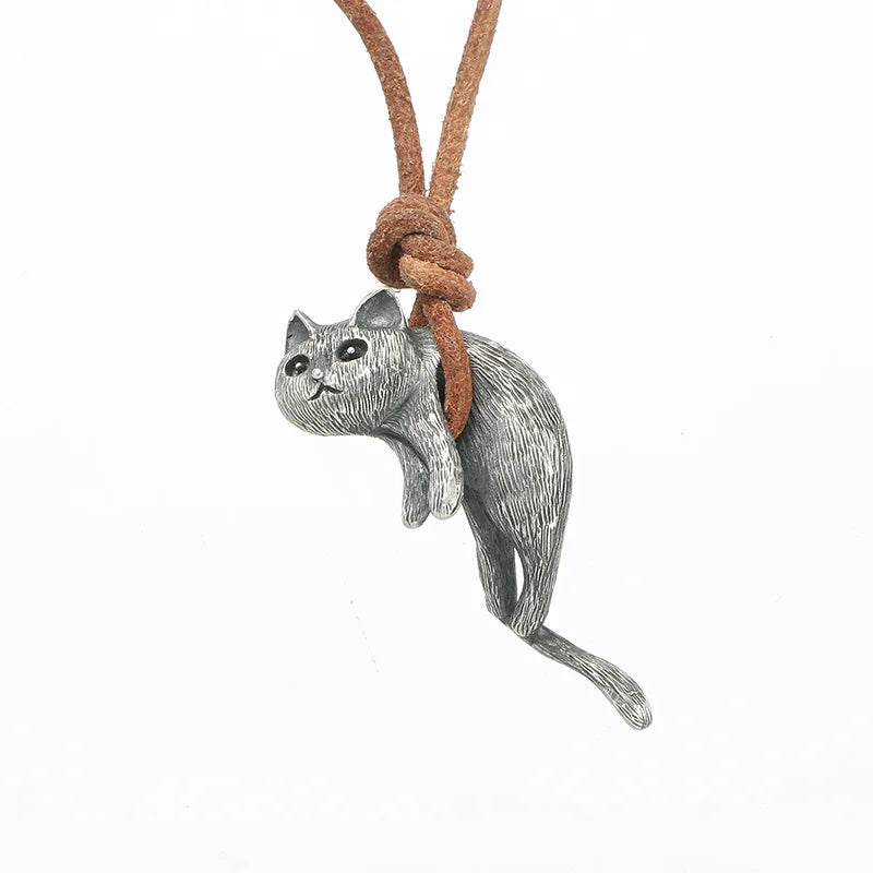 Fashion Cartoon Cat Necklaces for Men and Women Retro Cute Animal Copper Pendant Sweater Chain Gothic Girl Jewelry Accessories