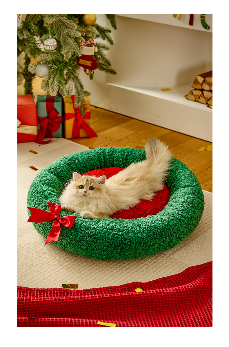 Cat nest winter warm semi-sealed kennel Christmas deep sleep cat tunnel quilt cat sleeping bag Christmas tree